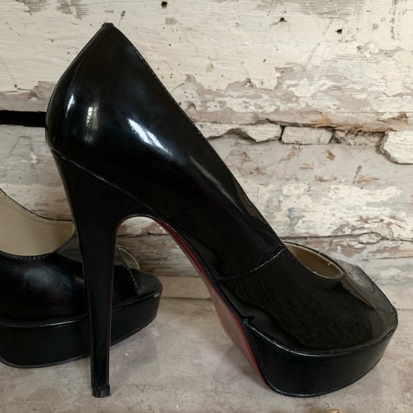 High heels Louboutin - Picture 3 of 5
